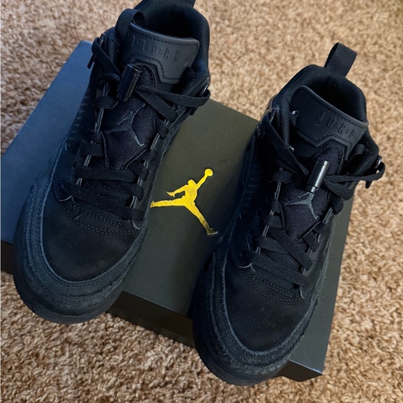 Boys Jordan Spizike Low - Picture 3 of 5